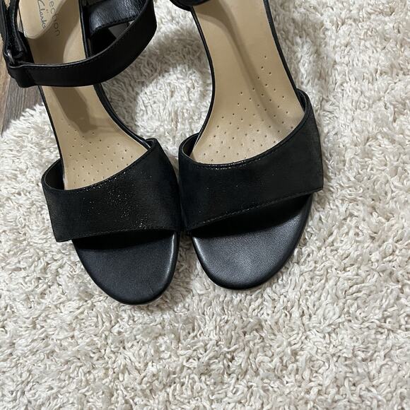 Clarks Size 7.5 M Black Leather Shimme Ankle Strap Deva Alice Heels Sandals - Picture 4 of 9